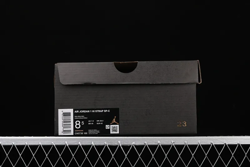 All categories Air Jordan Jordan series basketball shoes Air Jordan 1 High Comme Des Garcons Homme Plus x Air Jordan 1 High "CDG White" AJ1 Joe 1 retro classic high-top versatile cultural basketball shoes CN5738-100
